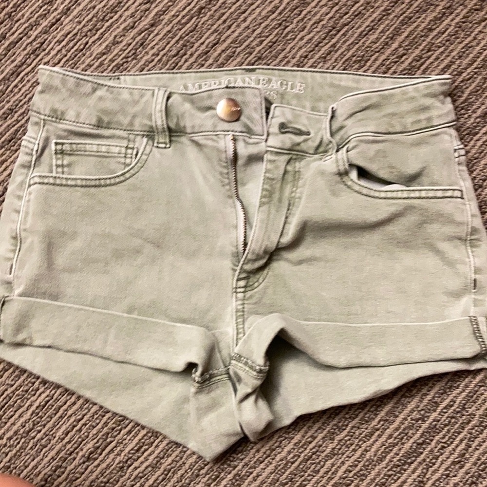 AMERICAN EAGLE JEAN SHORT GREEN SIZE 8